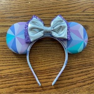 Small Shop Purple Wall Inspired Disney Minnie Ears